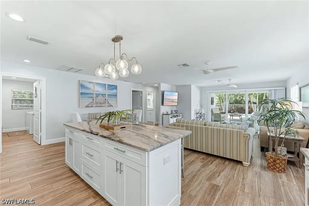 737 91st Avenue N Naples FL 34108