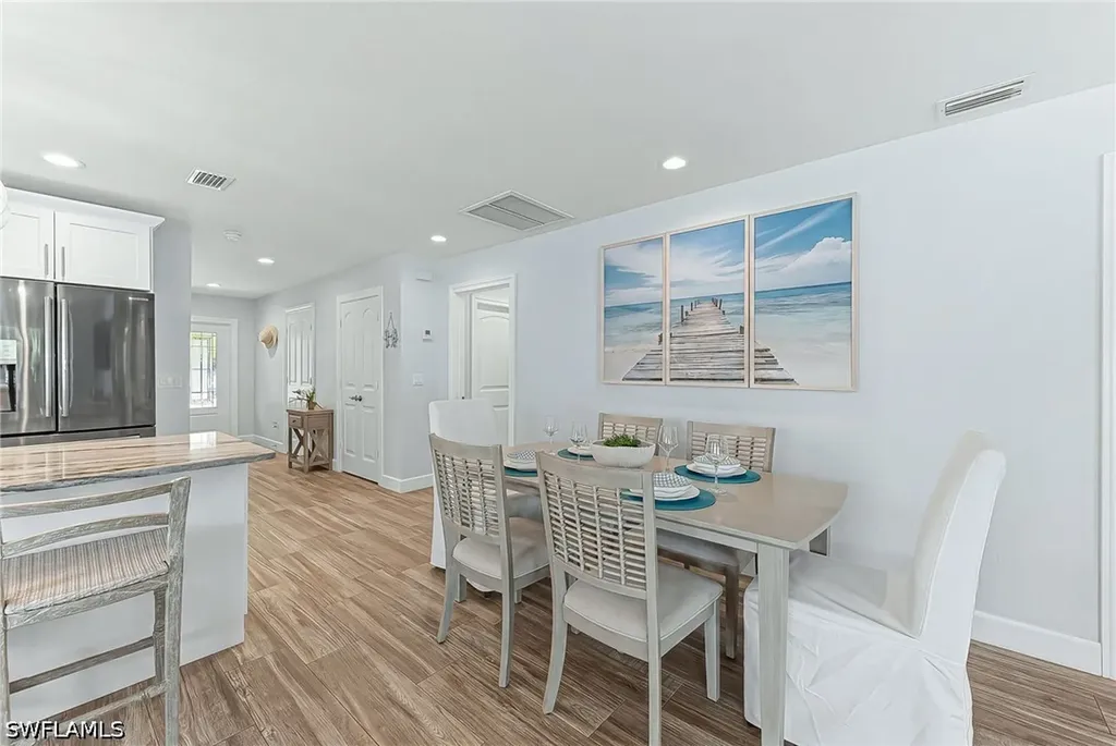 737 91st Avenue N Naples FL 34108