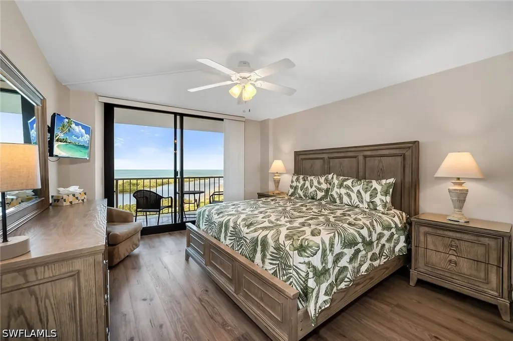 440 Seaview Court Marco Island FL 34145