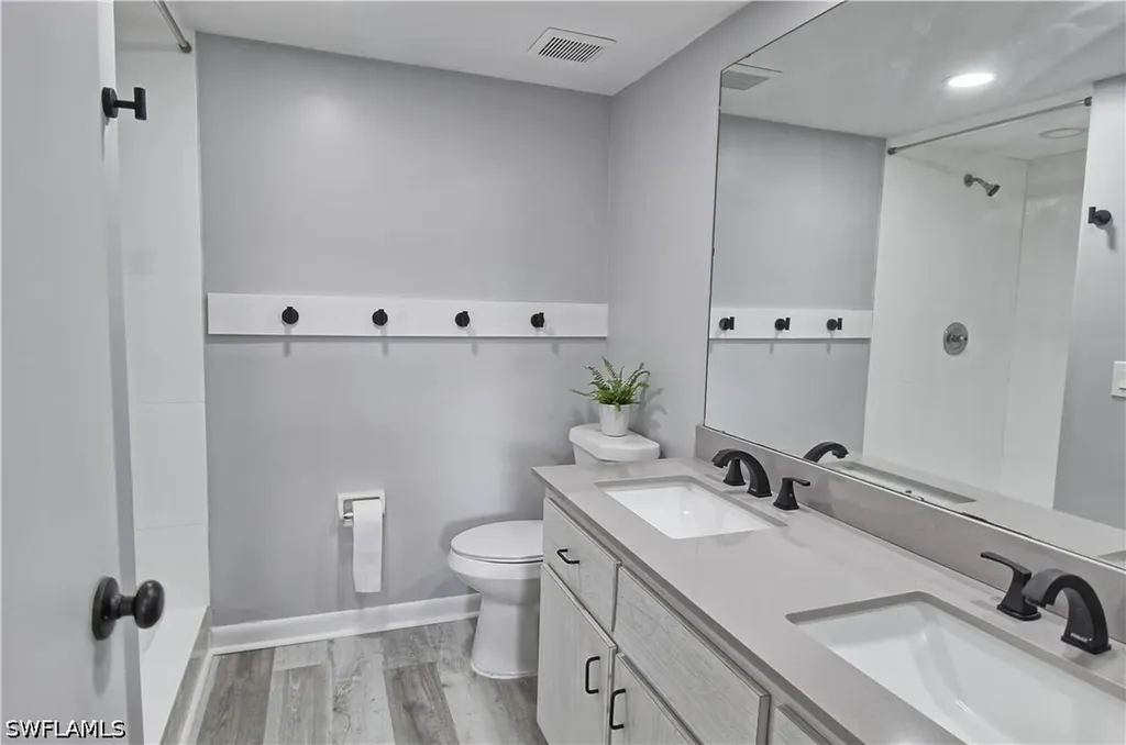 28160 Pine Haven Way Bonita Springs FL 34135