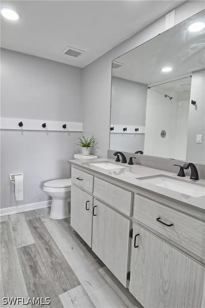 28160 Pine Haven Way Bonita Springs FL 34135