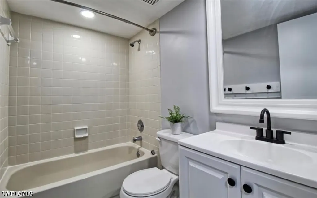 28160 Pine Haven Way Bonita Springs FL 34135
