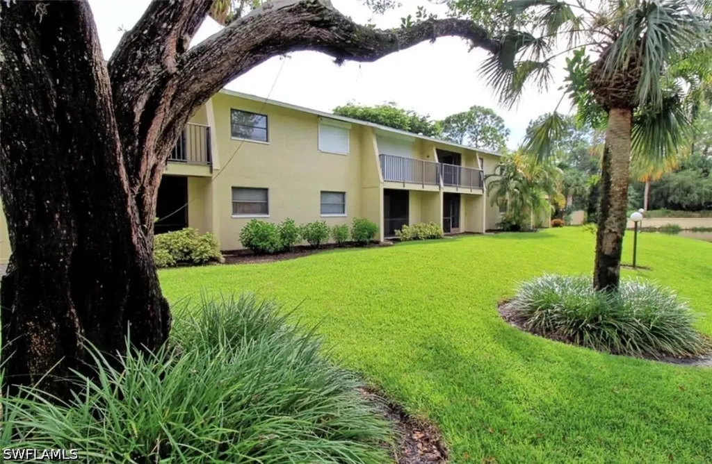 28160 Pine Haven Way Bonita Springs FL 34135