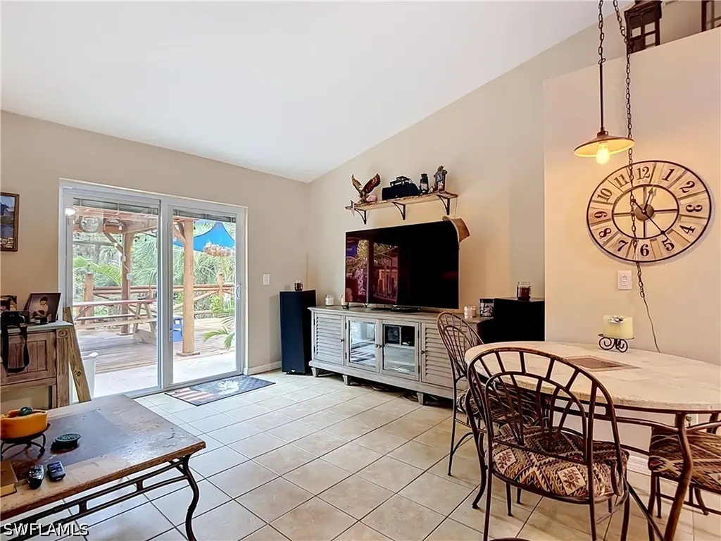 361 39th Avenue NE Naples FL 34120