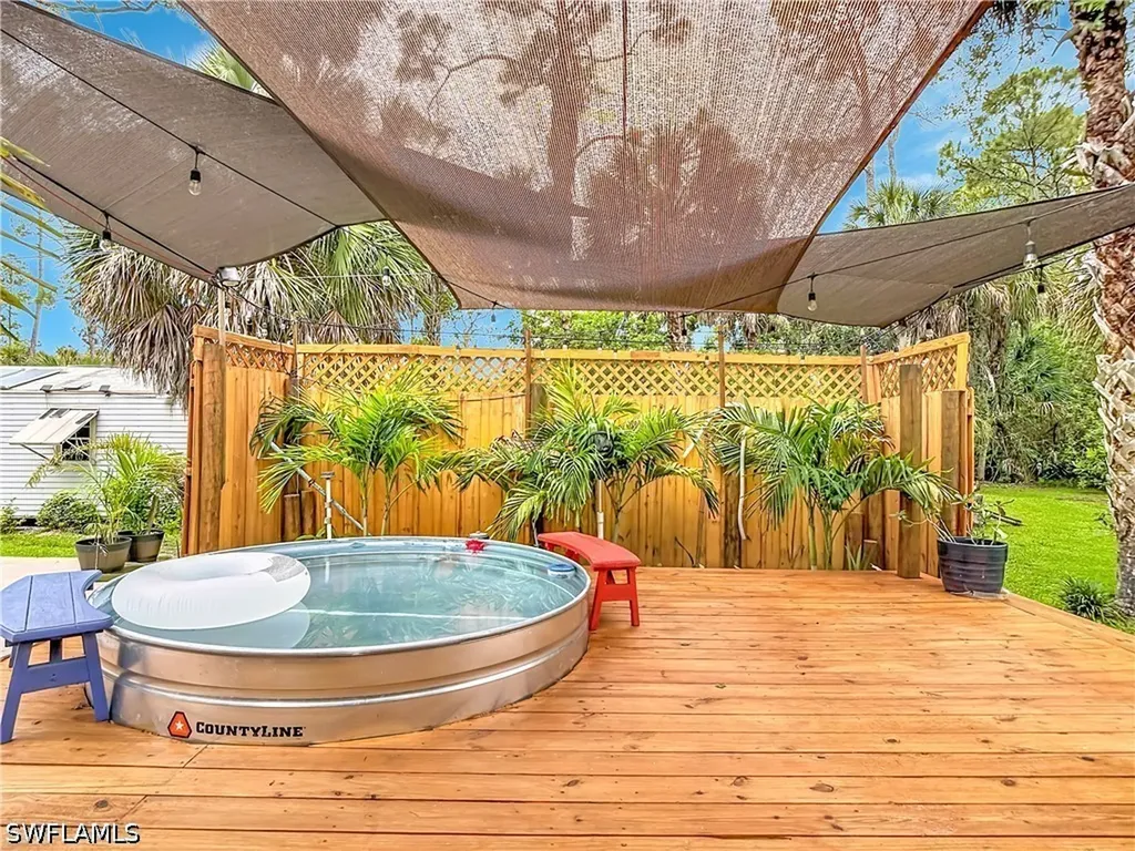 361 39th Avenue NE Naples FL 34120