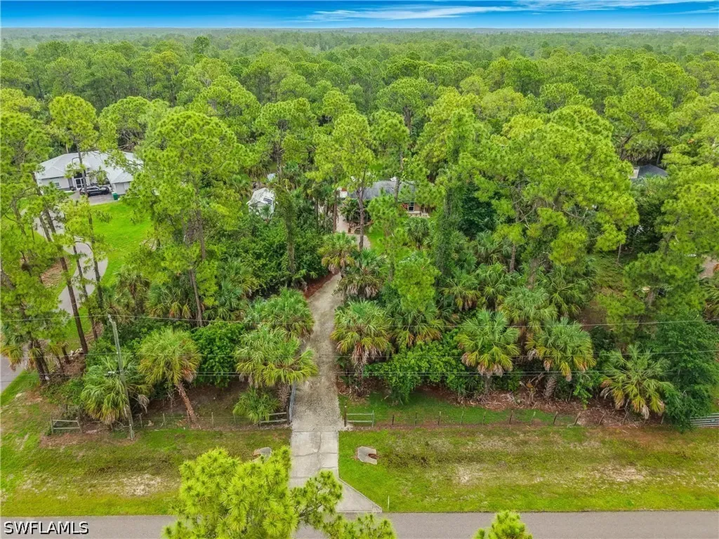 361 39th Avenue NE Naples FL 34120