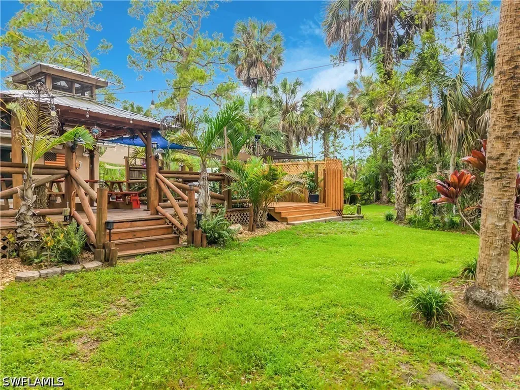 361 39th Avenue NE Naples FL 34120