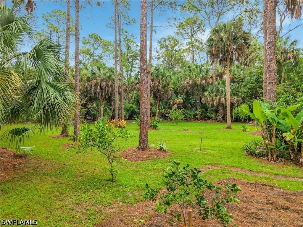 361 39th Avenue NE Naples FL 34120