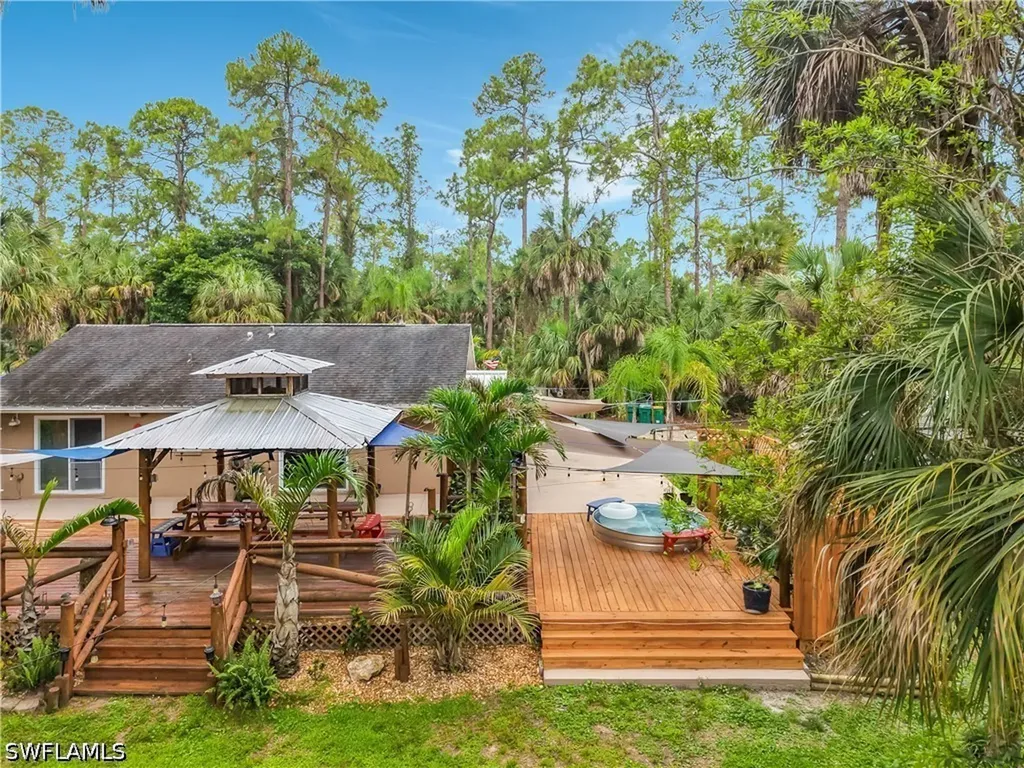 361 39th Avenue NE Naples FL 34120