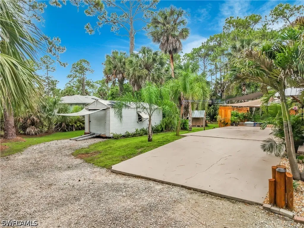 361 39th Avenue NE Naples FL 34120