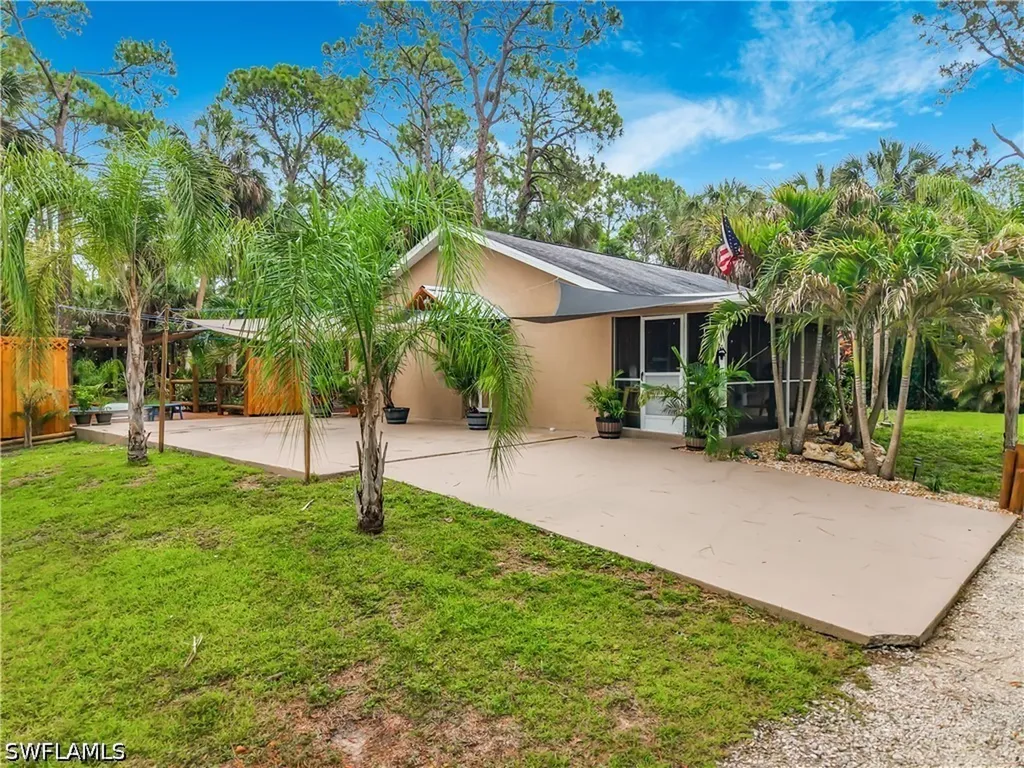 361 39th Avenue NE Naples FL 34120