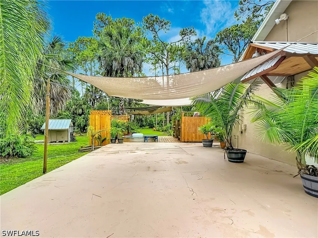 361 39th Avenue NE Naples FL 34120