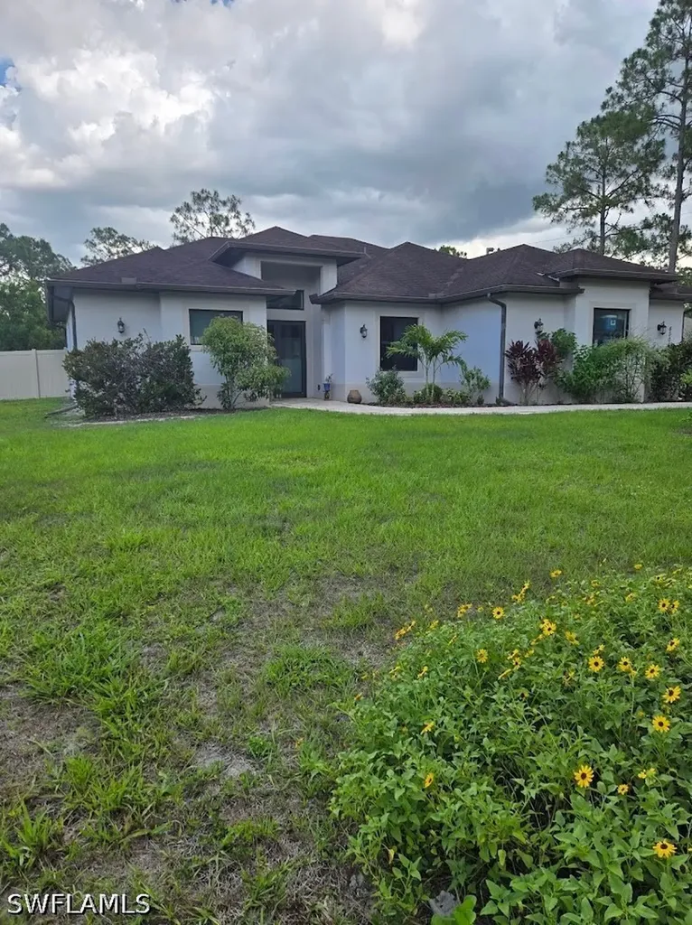 4504 16th Street NE Naples FL 34120