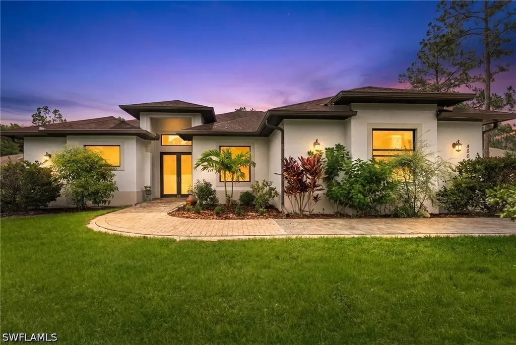 4504 16th Street NE Naples FL 34120