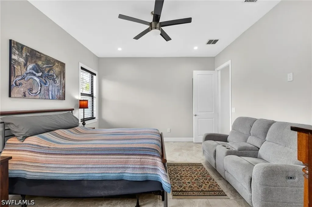 4504 16th Street NE Naples FL 34120
