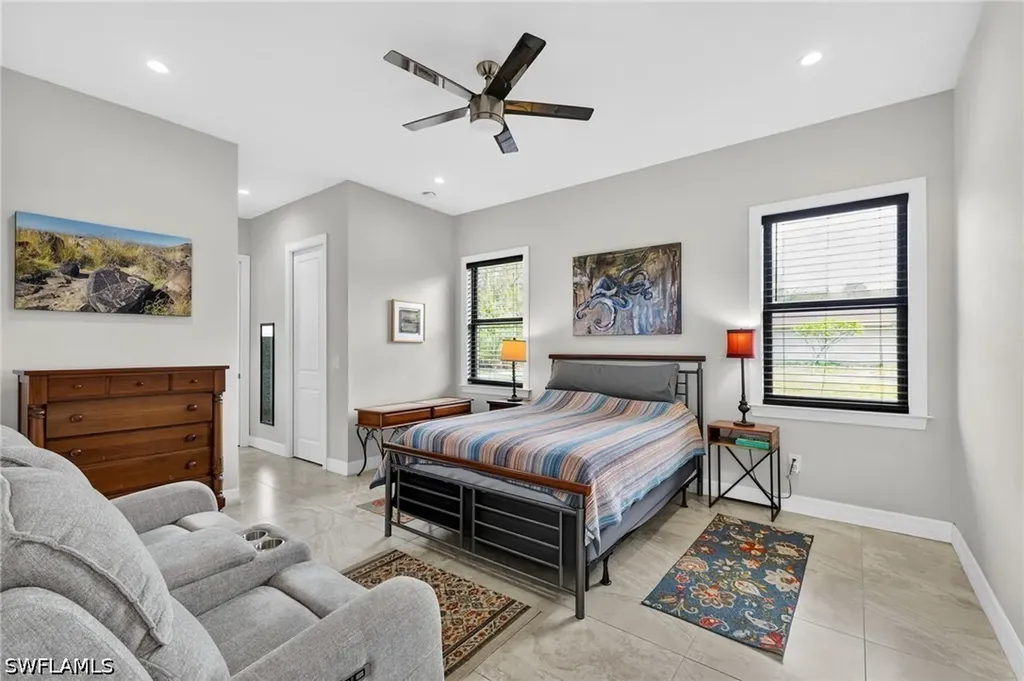 4504 16th Street NE Naples FL 34120
