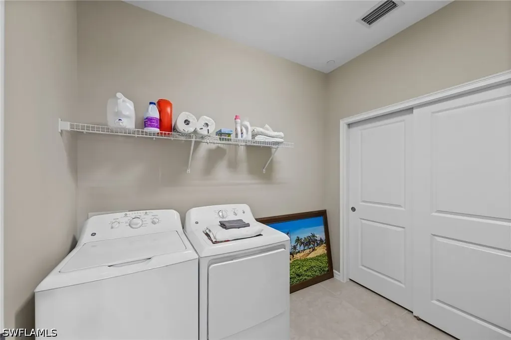 9366 Pocida Court Naples FL 34119
