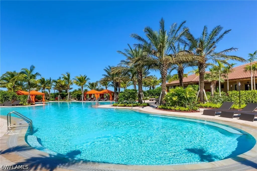 9366 Pocida Court Naples FL 34119