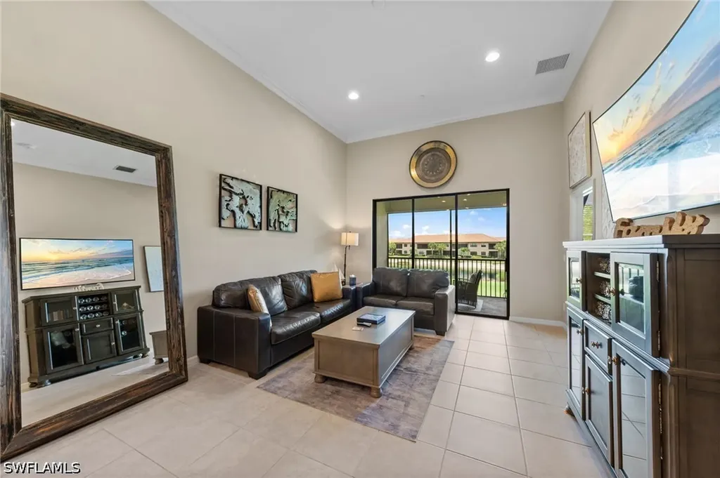 9366 Pocida Court Naples FL 34119