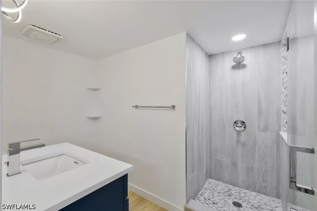 4044 62nd Avenue NE Naples FL 34120