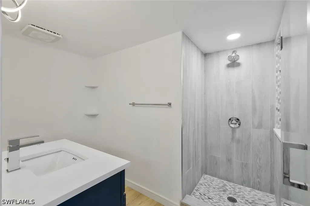 4044 62nd Avenue NE Naples FL 34120