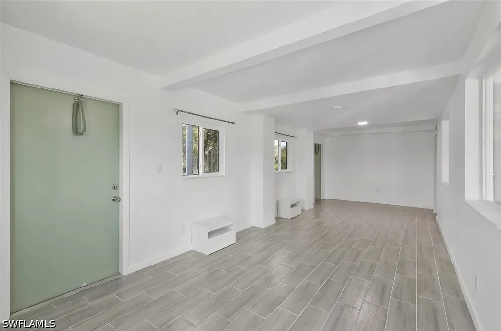4044 62nd Avenue NE Naples FL 34120