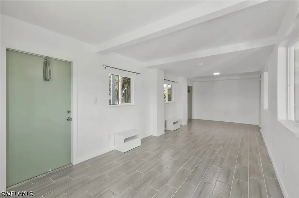 4044 62nd Avenue NE Naples FL 34120