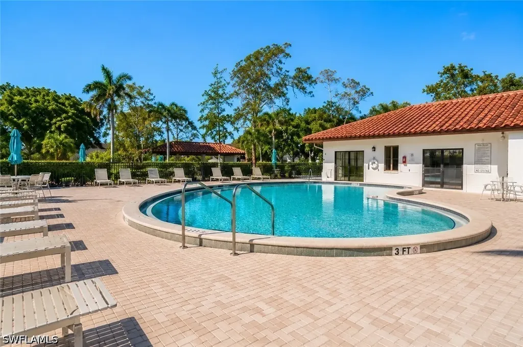 1056 Forest Lakes Drive Naples FL 34105