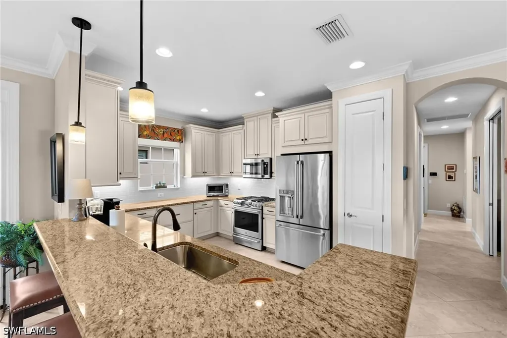 8450 Volaro Way Naples FL 34114