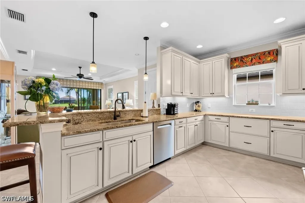8450 Volaro Way Naples FL 34114