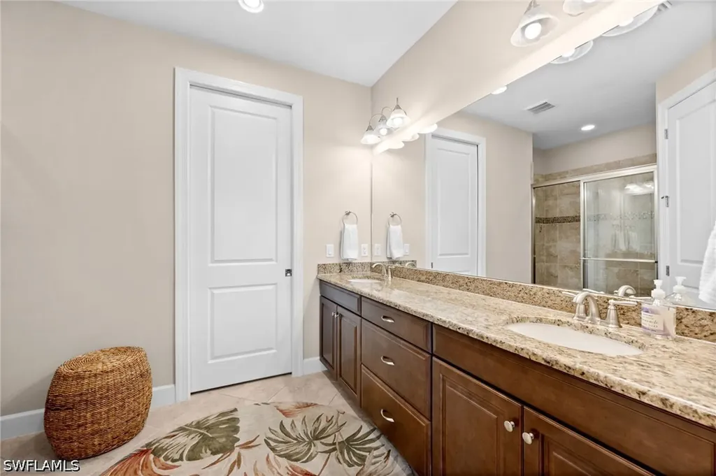 8450 Volaro Way Naples FL 34114