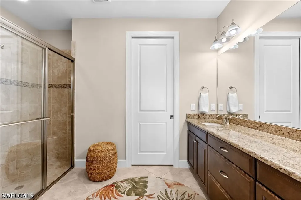 8450 Volaro Way Naples FL 34114