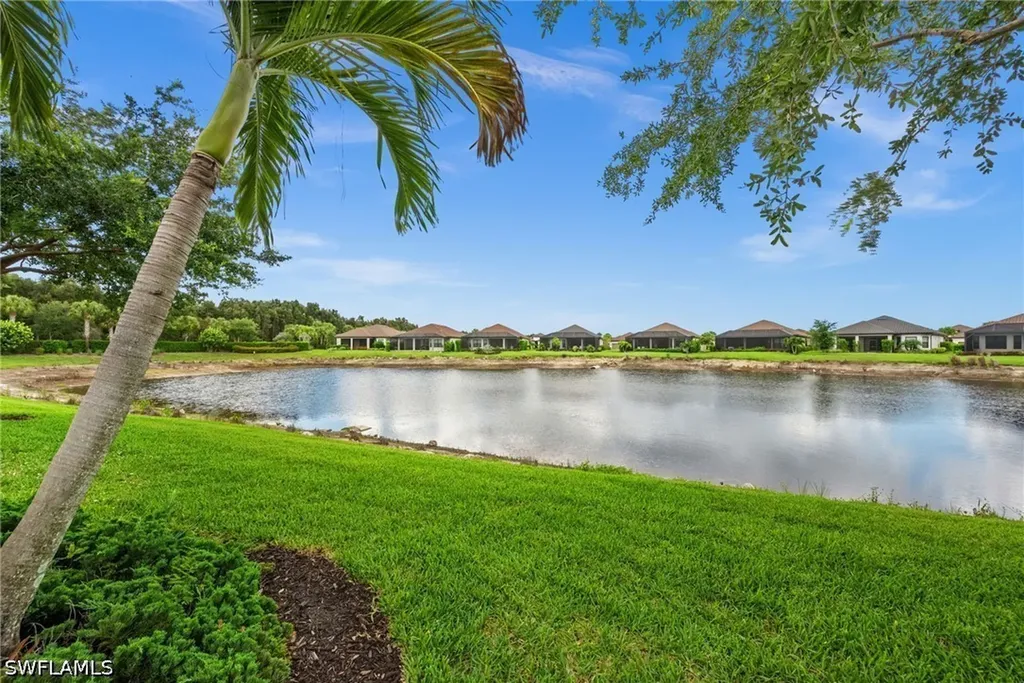 8450 Volaro Way Naples FL 34114