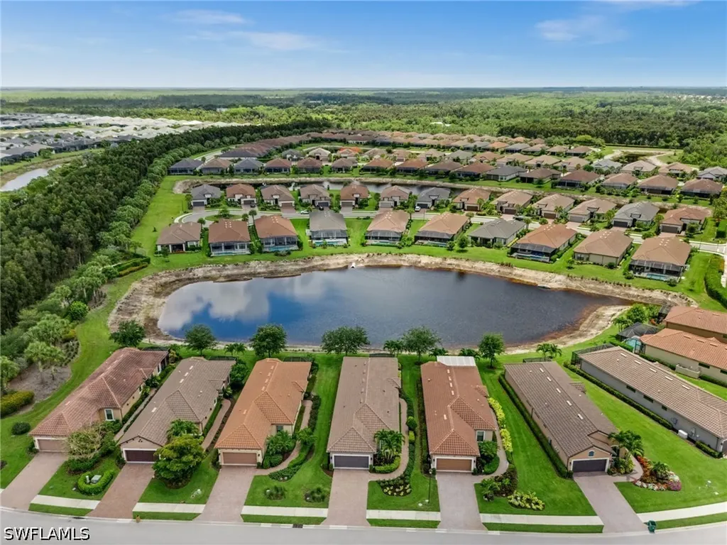 8450 Volaro Way Naples FL 34114