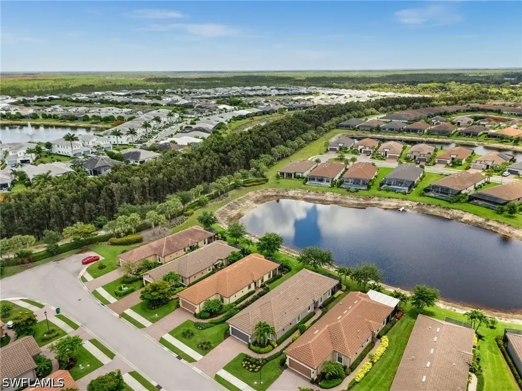 8450 Volaro Way Naples FL 34114
