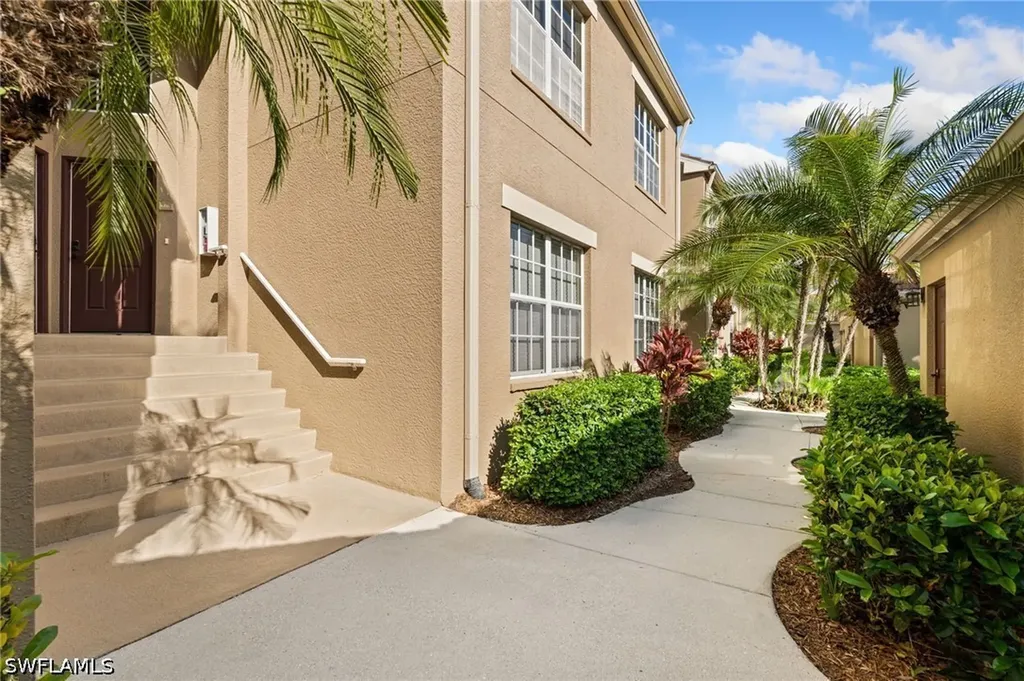 20111 Seagrove Street Estero FL 33928