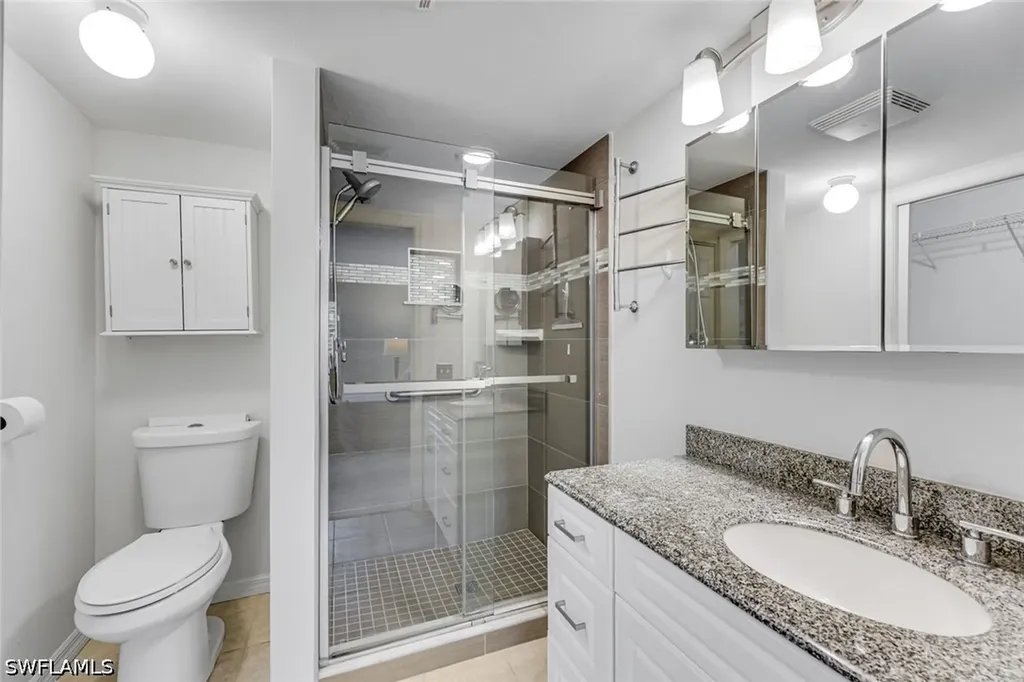 225 Robin Hood Circle Naples FL 34104