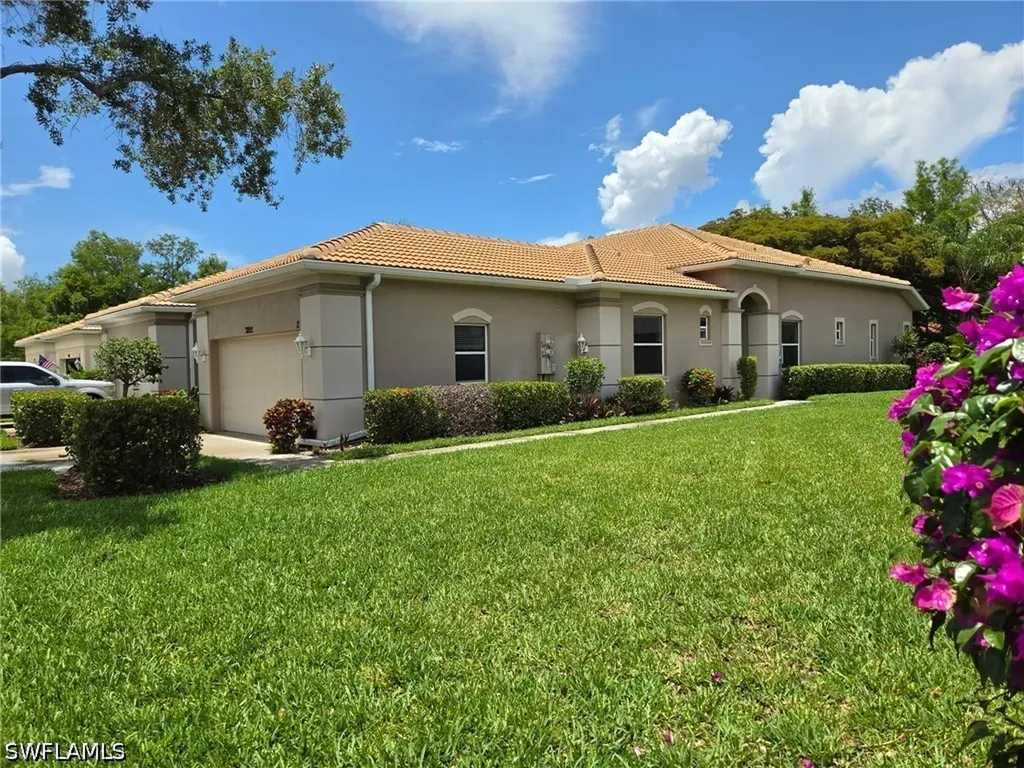 7892 Sanctuary Circle Naples FL 34104