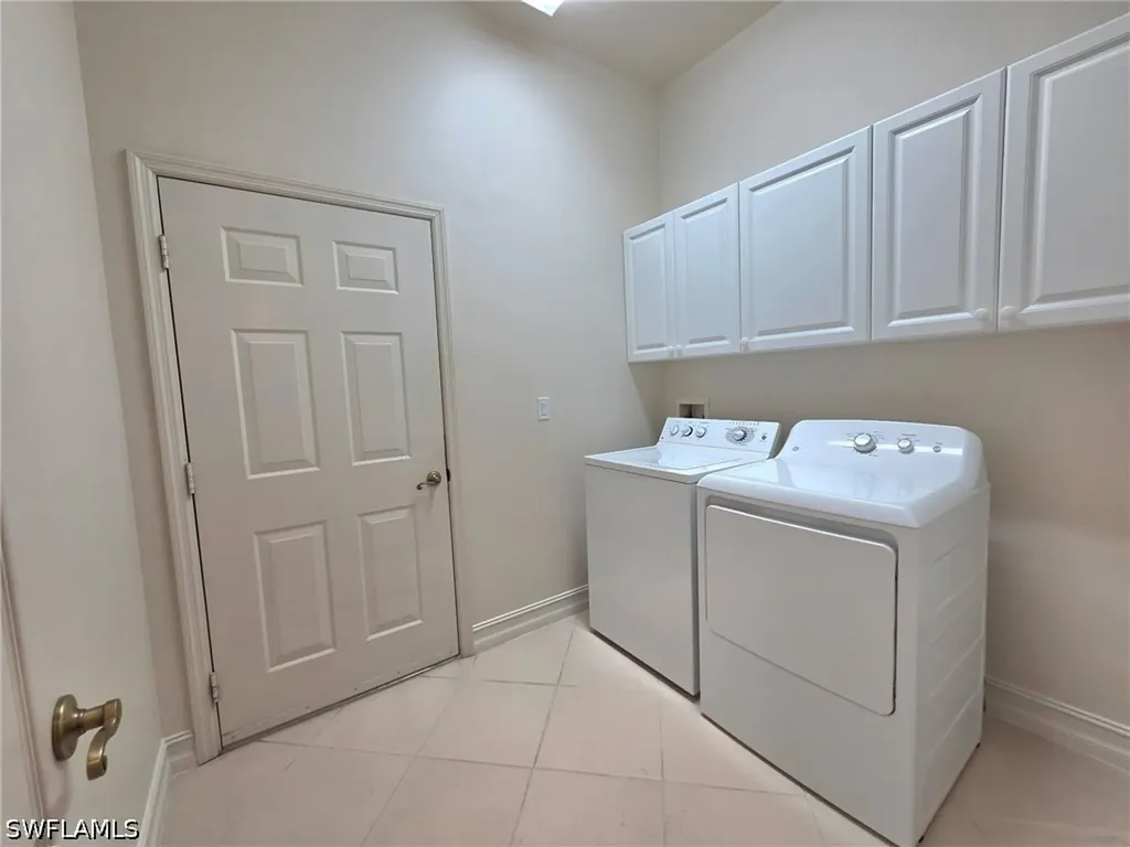 7892 Sanctuary Circle Naples FL 34104
