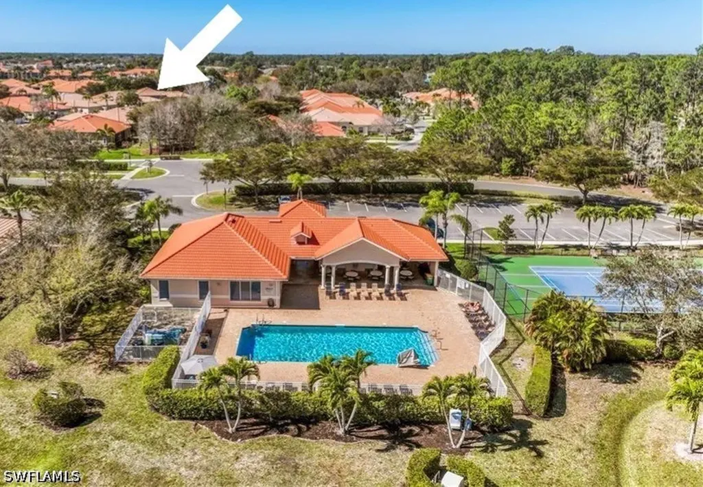 7892 Sanctuary Circle Naples FL 34104