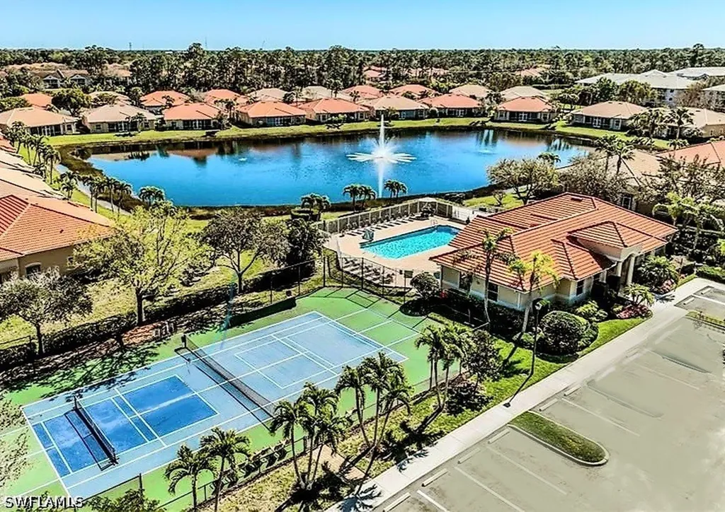 7892 Sanctuary Circle Naples FL 34104