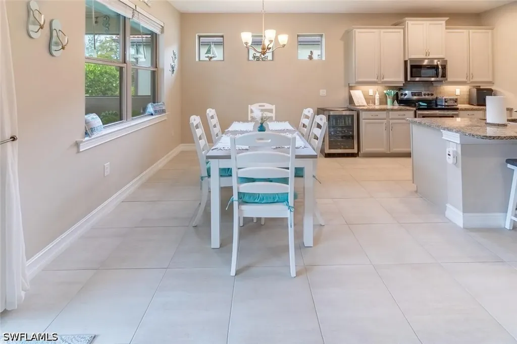 16366 Barclay Court Naples FL 34110