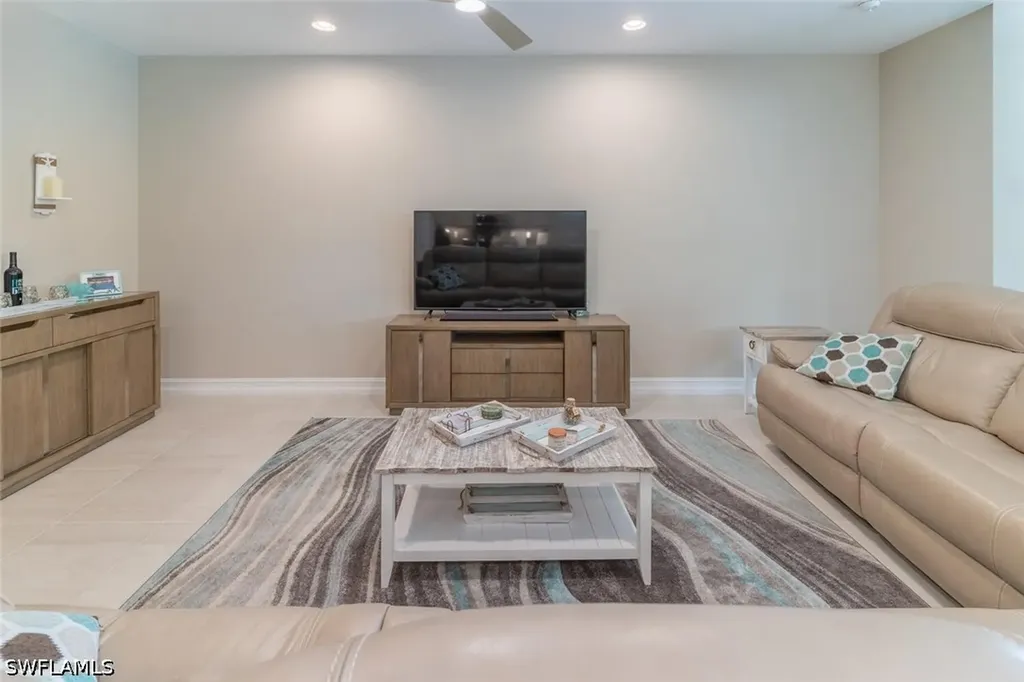 16366 Barclay Court Naples FL 34110