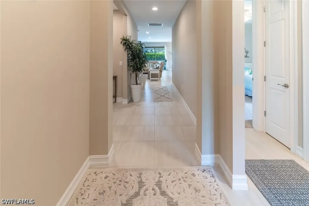 16366 Barclay Court Naples FL 34110