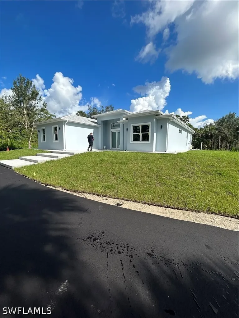 3423 24th Avenue SE Naples FL 34117