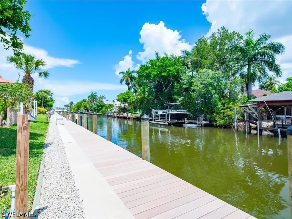 1200 Cherrystone Court Naples FL 34102