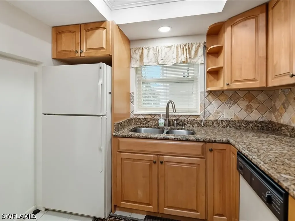1200 Cherrystone Court Naples FL 34102