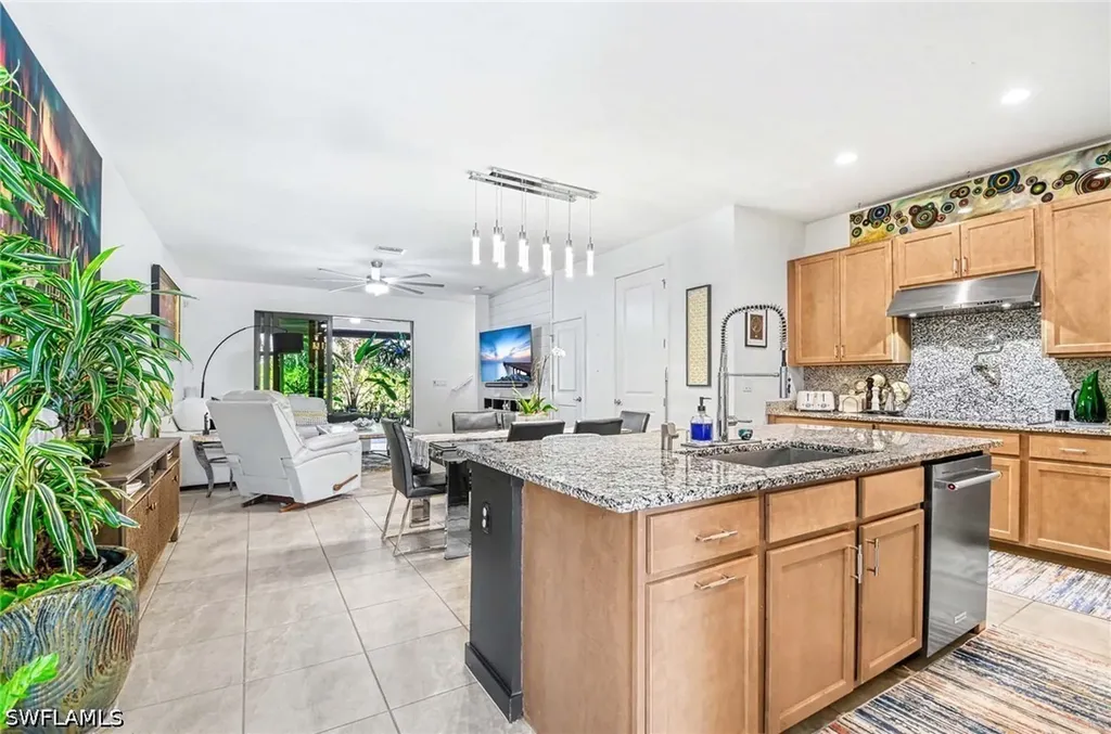13045 Pembroke Drive Naples FL 34105