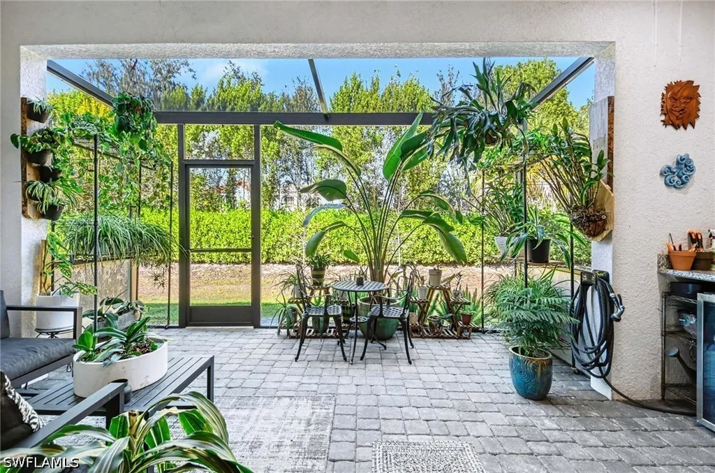 13045 Pembroke Drive Naples FL 34105