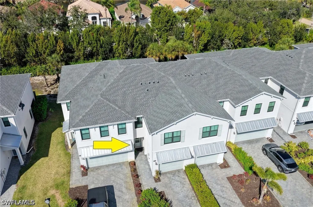 13045 Pembroke Drive Naples FL 34105